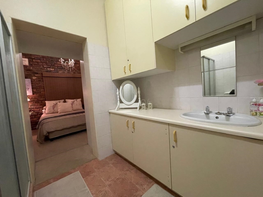 4 Bedroom Property for Sale in Suidrand Free State